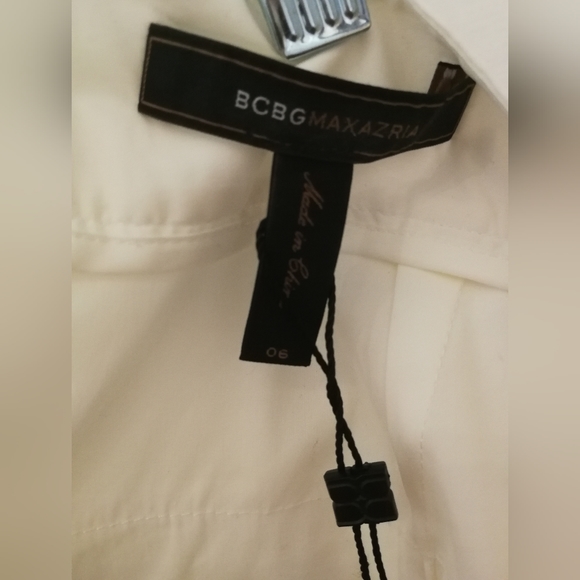 🆕 BCBG size 6 Off White, lightweight Ruffled, Zip Up Mini Skirt - Picture 3 of 9